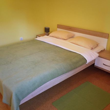 Apartment Lela Mali Lošinj Exterior foto